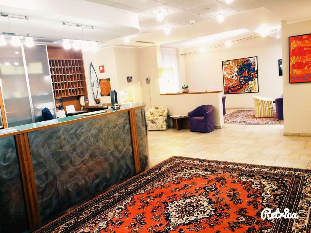 Hotel Lux Alessandria Interior foto